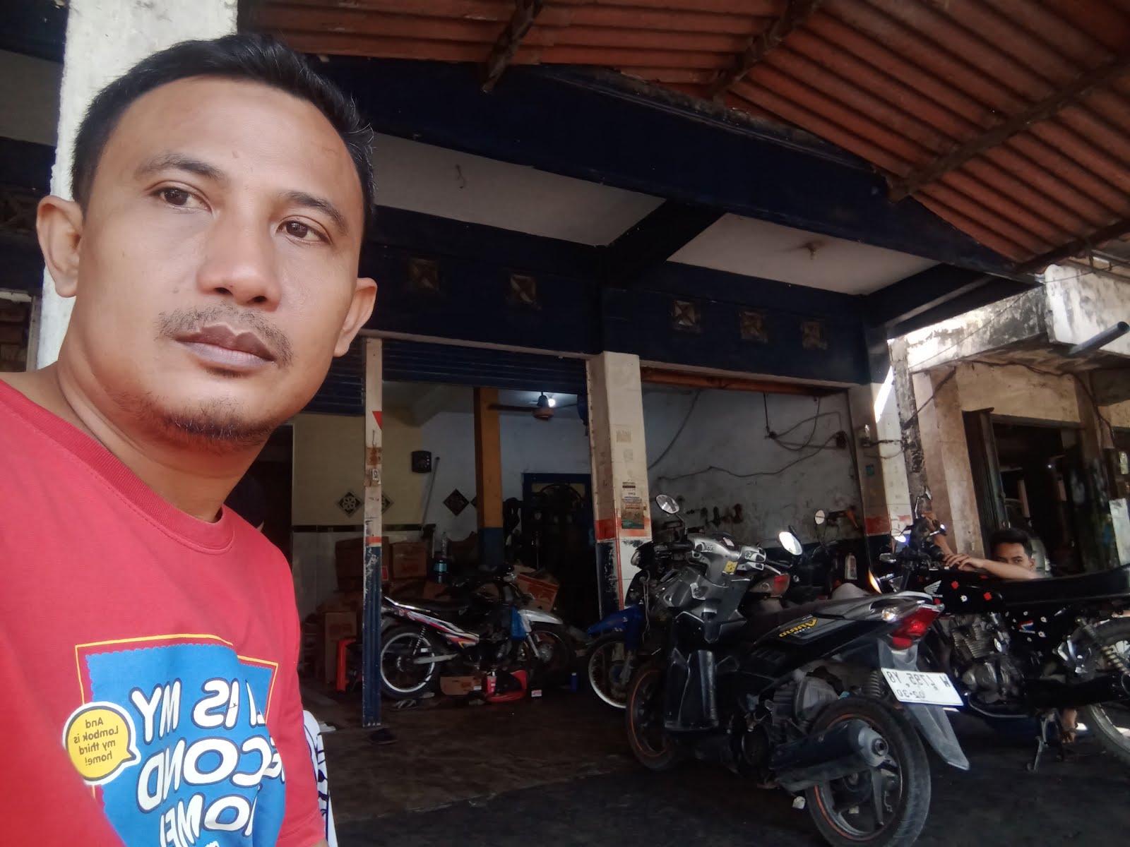 Gavara Motor: Jantung Kehidupan Otomotif Adiraja